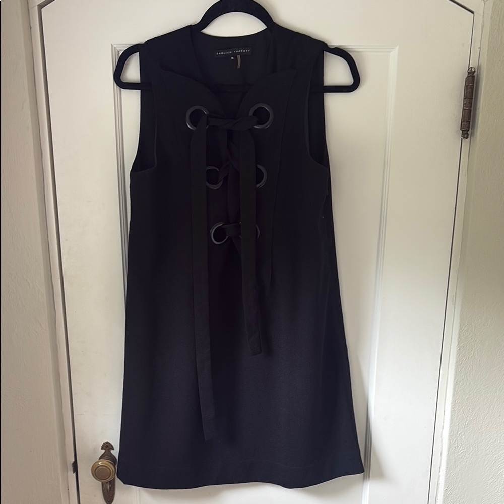 Black Lace-Up Sleeveless Dress English factory size M
